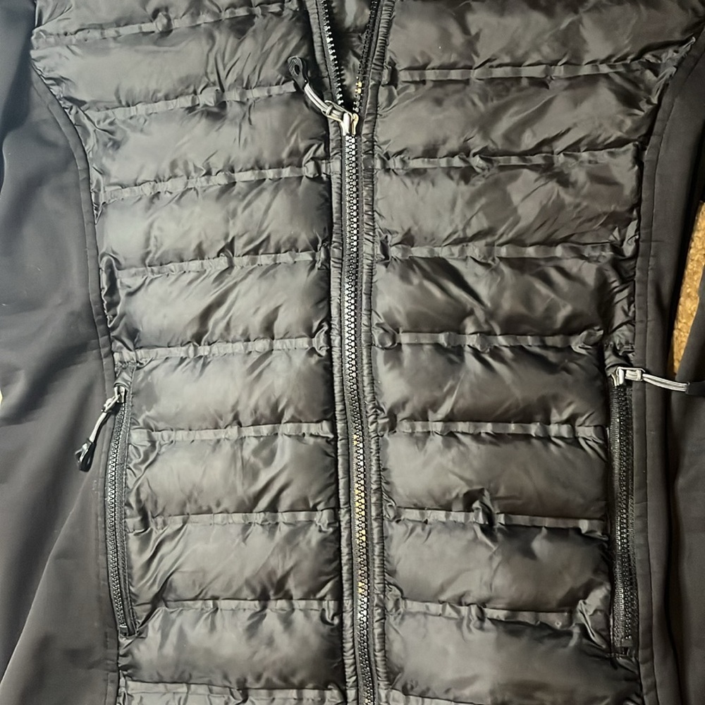Black Gerry Jacket. Size medium. Great for layering! - Picture 5 of 5
